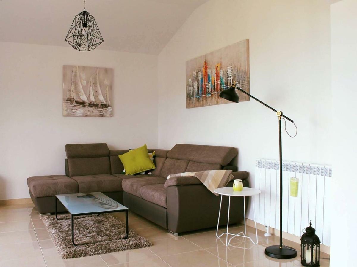 Apartman Ruza 2 Opric Zewnętrze zdjęcie