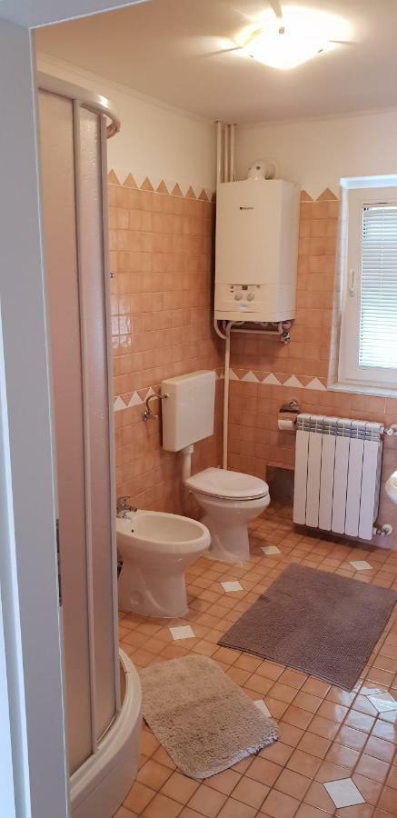 Apartman Ruza 2 Opric Zewnętrze zdjęcie