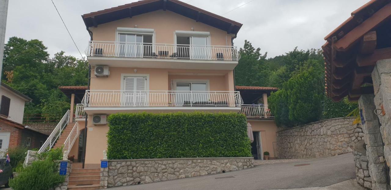 Apartman Ruza 2 Opric Zewnętrze zdjęcie