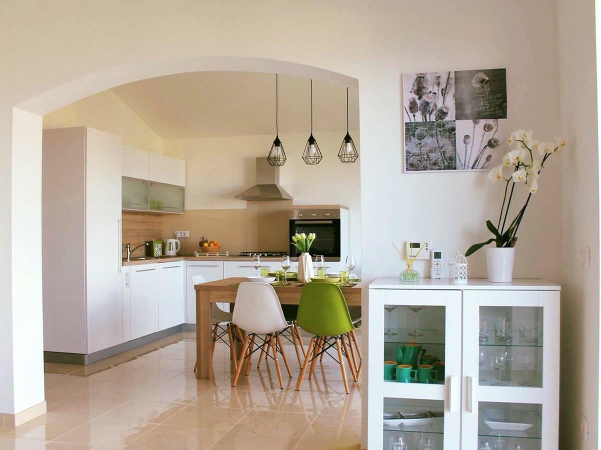 Apartman Ruza 2 Opric Zewnętrze zdjęcie